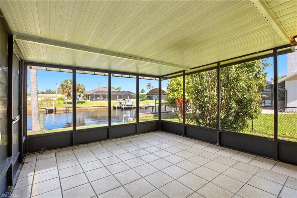 FORT MYERS SHORES - Residential