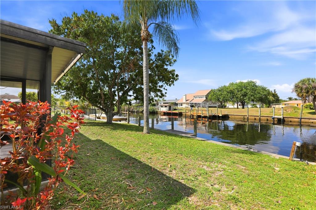 FORT MYERS SHORES - Residential