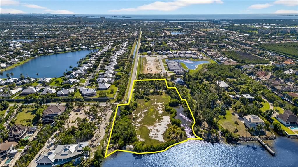 METES AND BOUNDS - Land