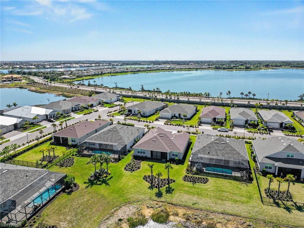 EDGEWATER SHORES - Residential