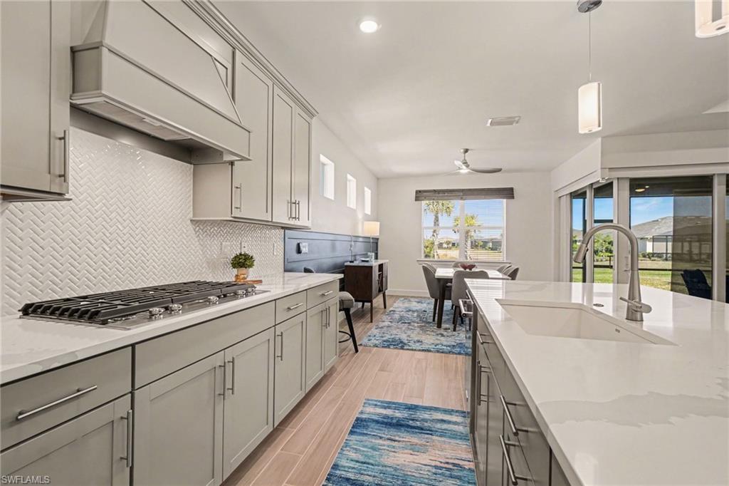 EDGEWATER SHORES - Residential