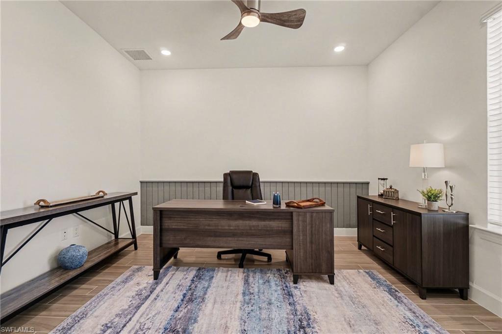 EDGEWATER SHORES - Residential