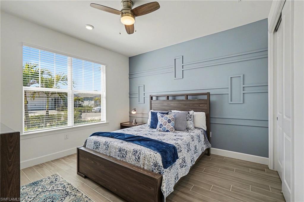 EDGEWATER SHORES - Residential