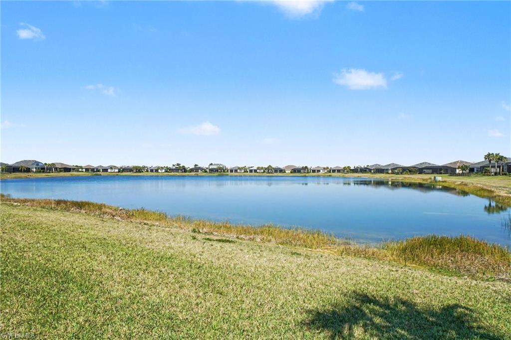 EDGEWATER SHORES - Residential