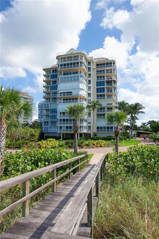 BEACH HOUSE AT NAPLES CAY - Residential