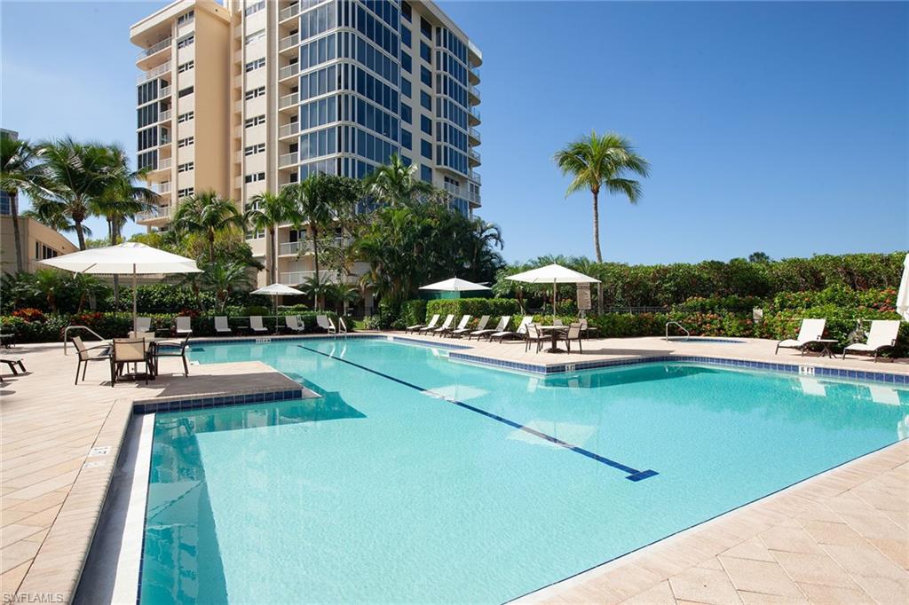 BEACH HOUSE AT NAPLES CAY - Residential
