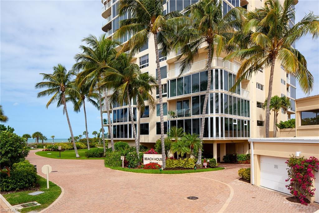 BEACH HOUSE AT NAPLES CAY - Residential