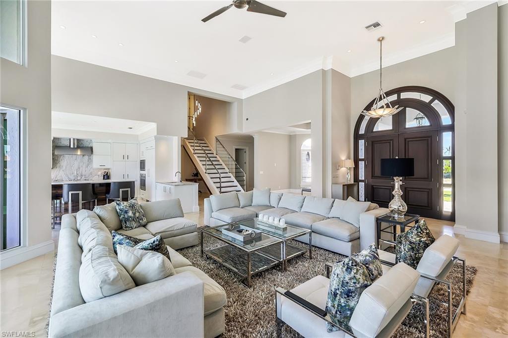 311 Neapolitan WAY