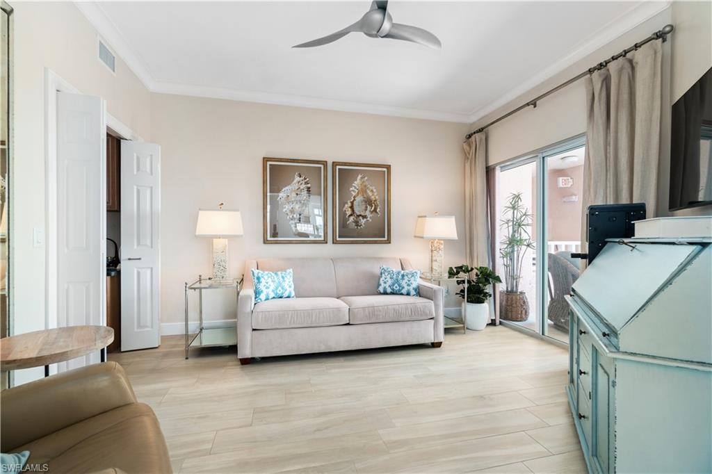 BAREFOOT BEACH CLUB - Residential