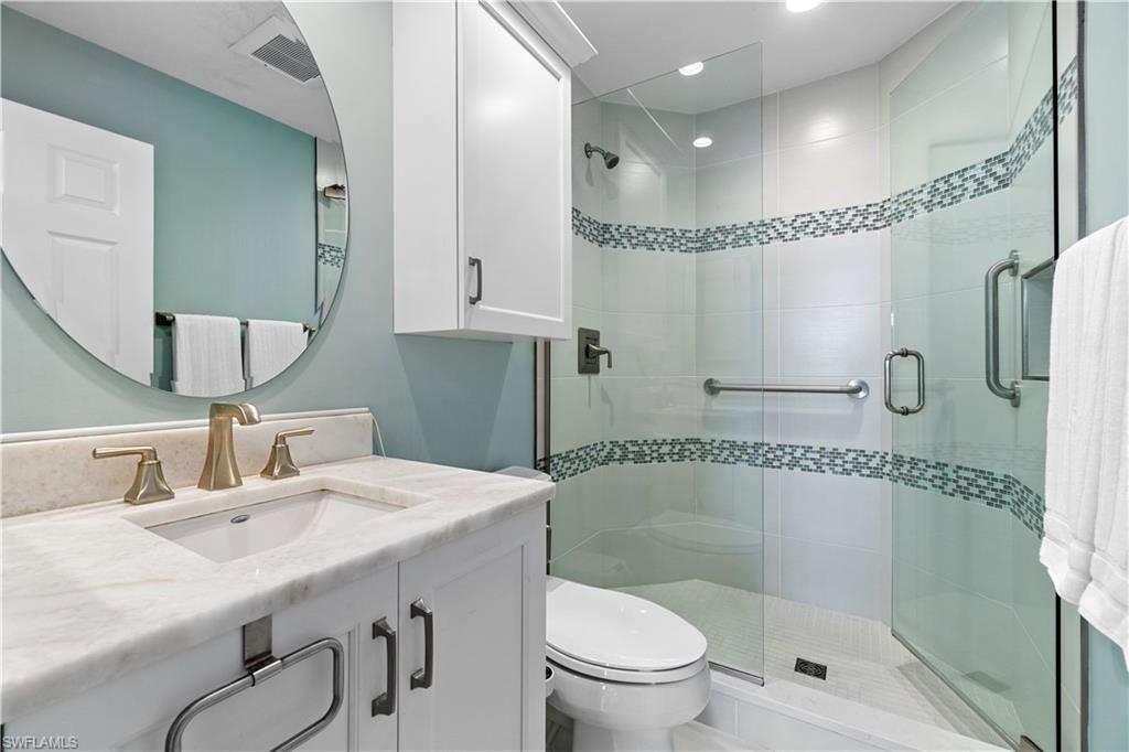 BAREFOOT BEACH CLUB - Residential