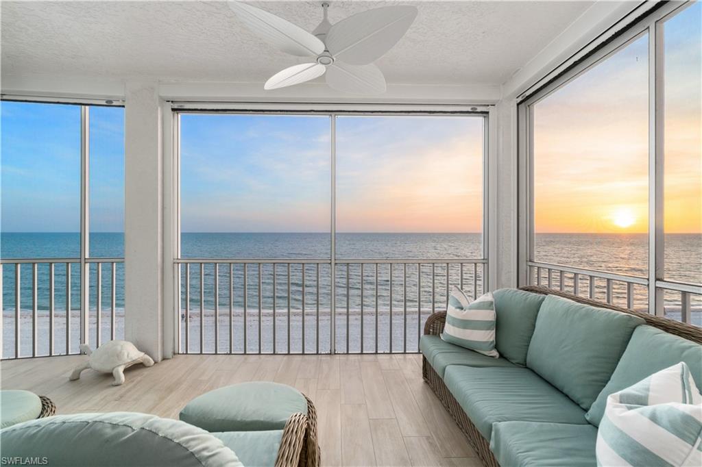 BAREFOOT BEACH CLUB - Residential