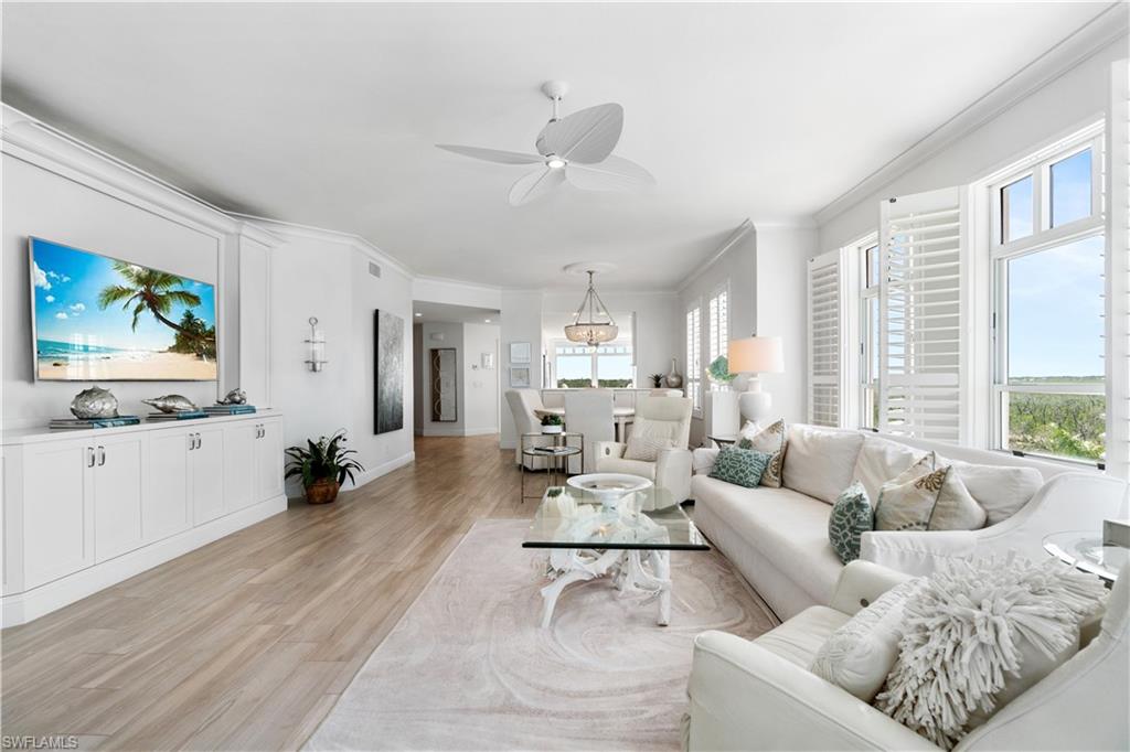 BAREFOOT BEACH CLUB - Residential