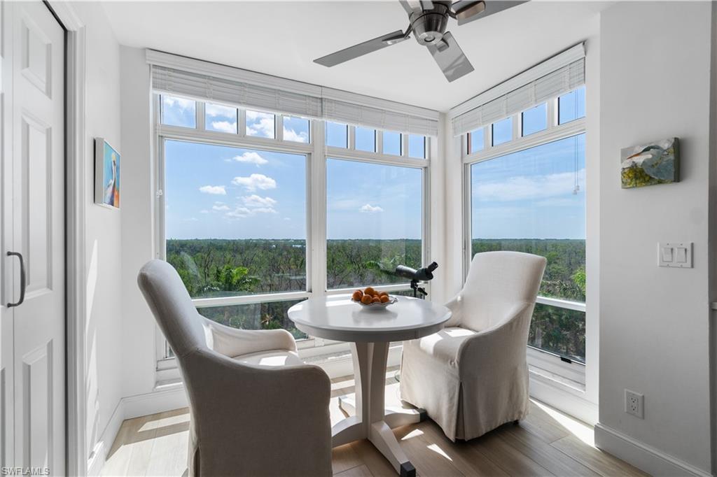 BAREFOOT BEACH CLUB - Residential