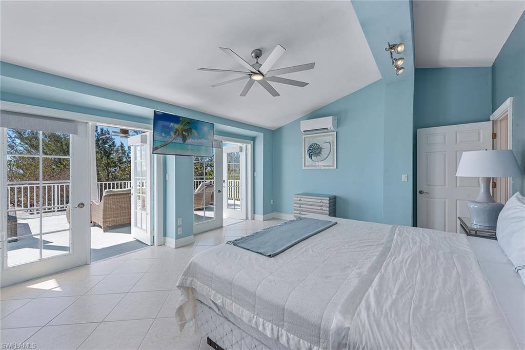 KEEWAYDIN ISLAND - Residential