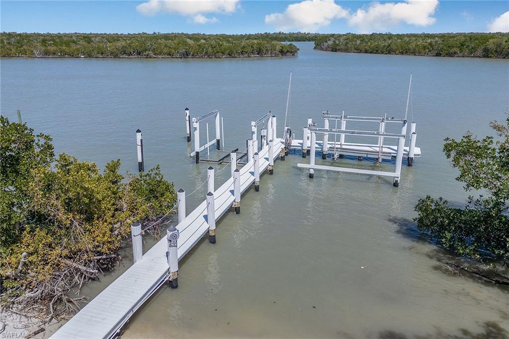 KEEWAYDIN ISLAND - Residential