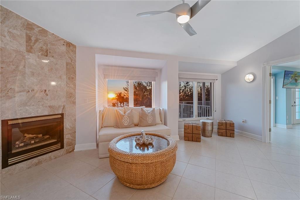 KEEWAYDIN ISLAND - Residential