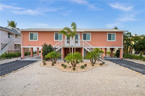 113/115 Bahia VIA FORT MYERS BEACH FL 33931