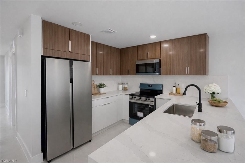 LEHIGH ACRES - Residential Lease