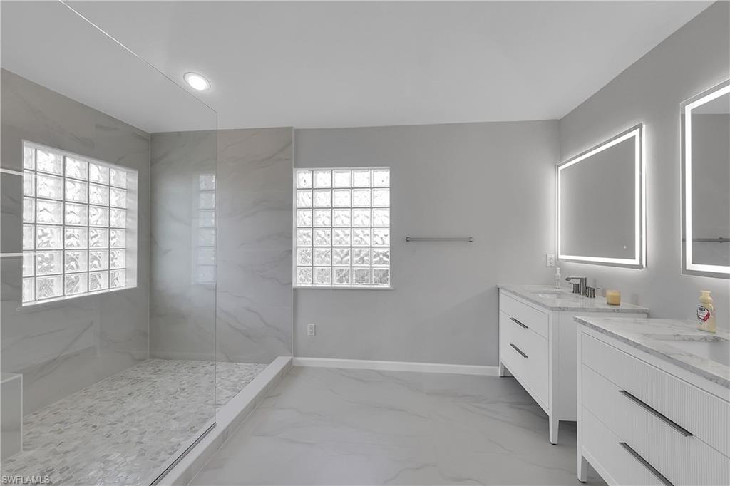 ADMIRALS POINT - Residential