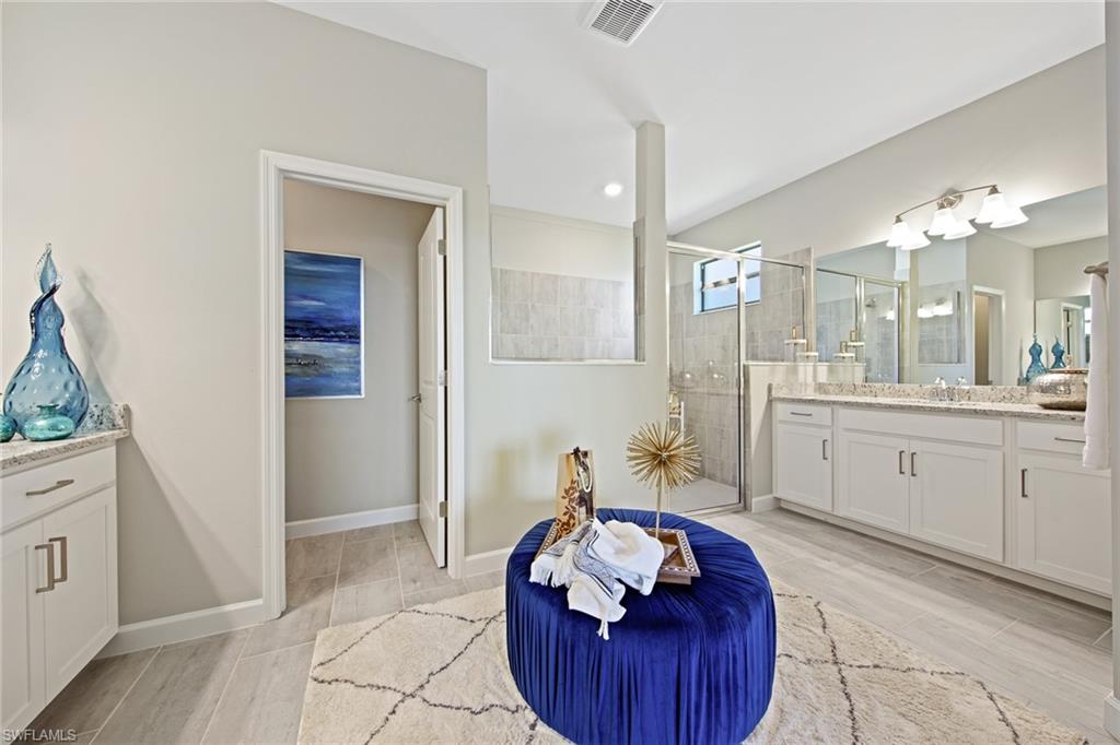 STONEHILL MANOR - Residential