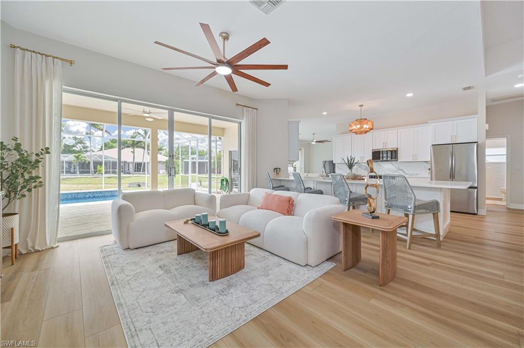 PINE GLEN - Residential