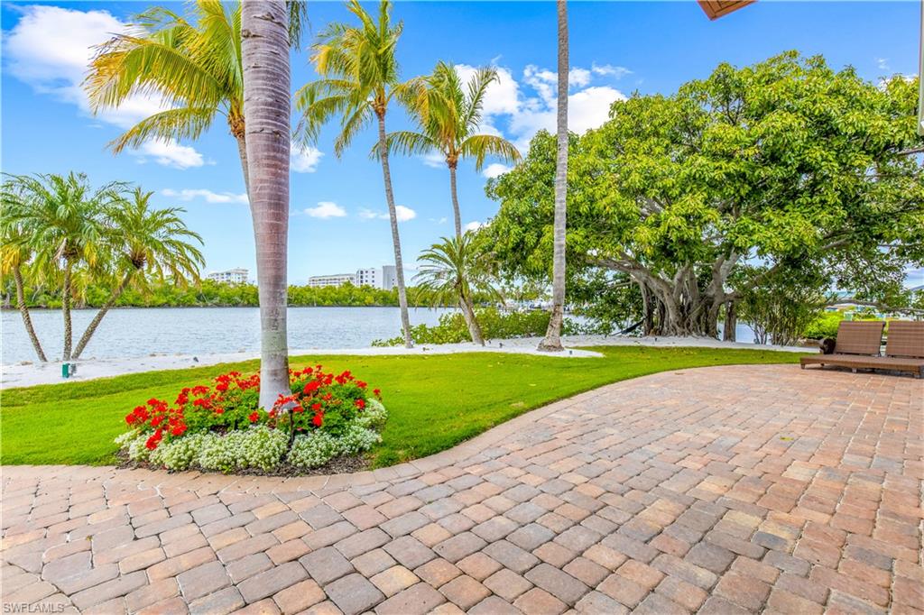 LITTLE HICKORY SHORES - Residential