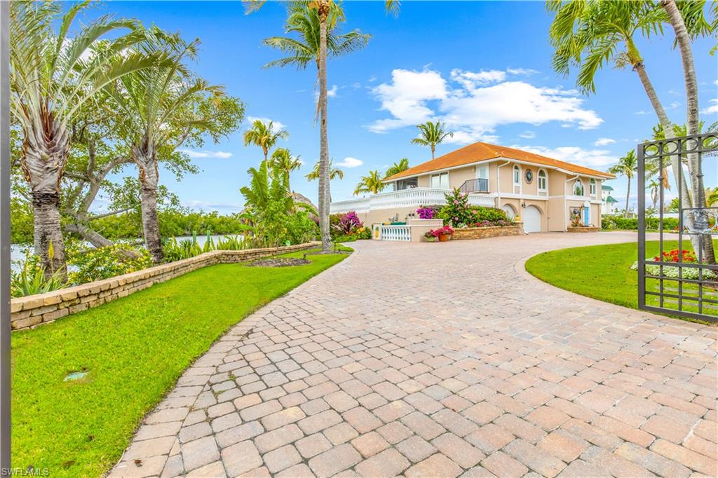 LITTLE HICKORY SHORES - Residential