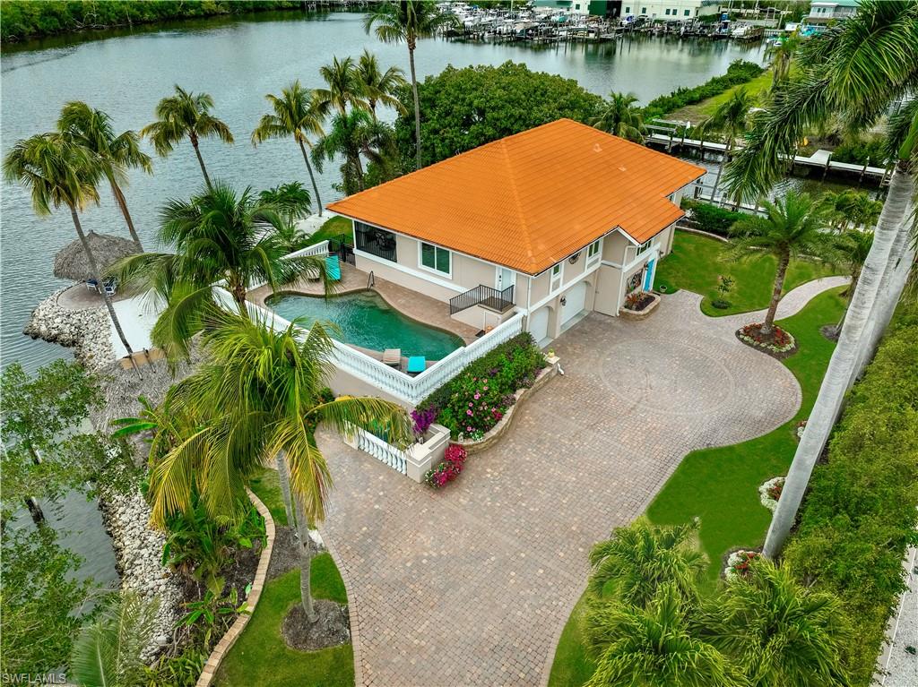 LITTLE HICKORY SHORES - Residential