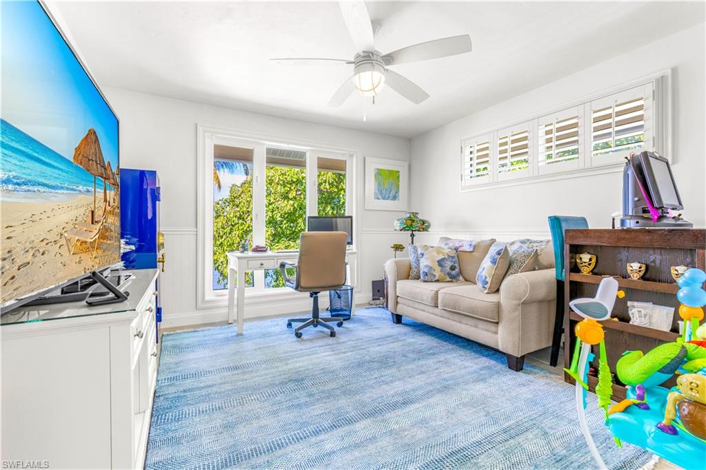 LITTLE HICKORY SHORES - Residential