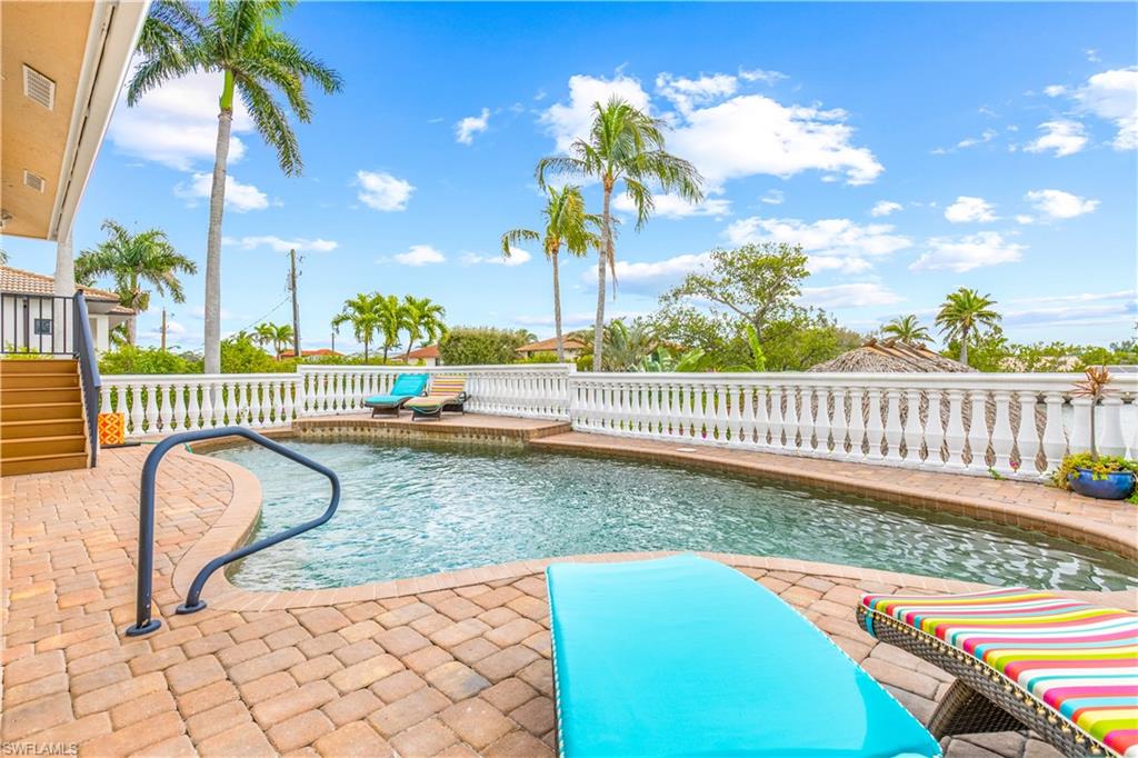 LITTLE HICKORY SHORES - Residential