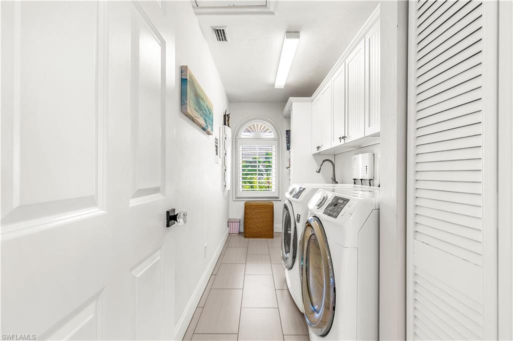 LITTLE HICKORY SHORES - Residential