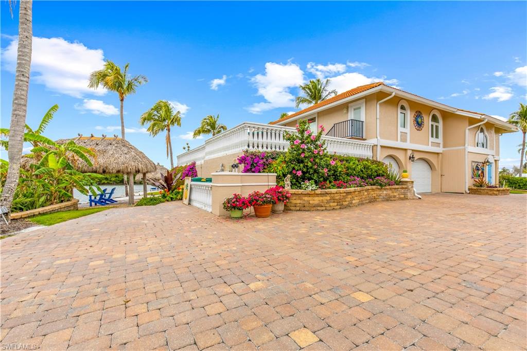 LITTLE HICKORY SHORES - Residential