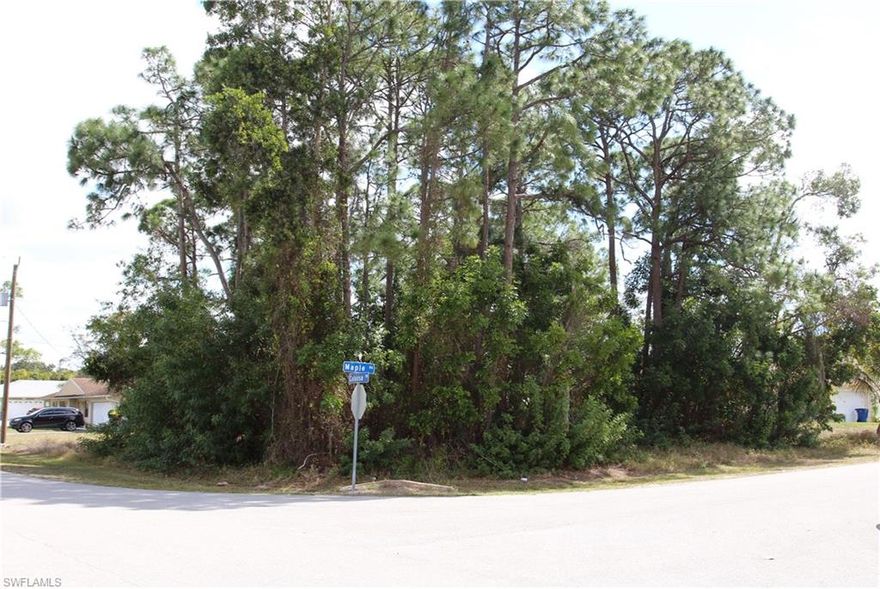 Superb, buildable CORNER lot in San Carlos Park!  Very few lots are still available!  Easily accessible to Alico Road, US 41 and Three Oaks Parkway! Close proximity to FGCU, Gulf Coast Town Center, Hertz Arena, Miromar Outlets and Coconut Mall.