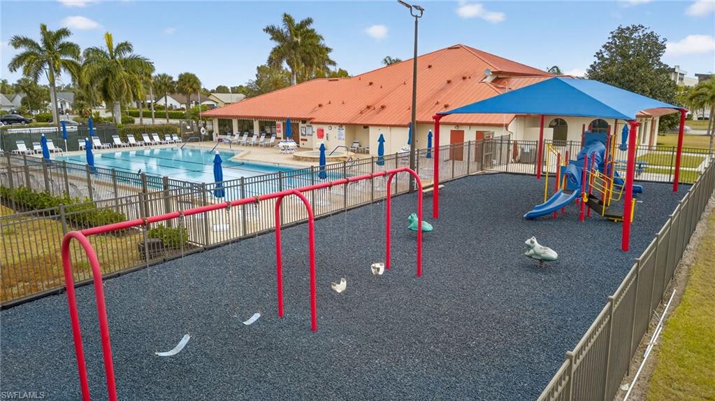 VILLAS FIVE - Residential