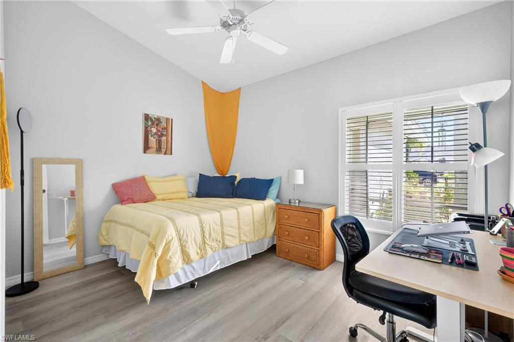 VILLAS FIVE - Residential