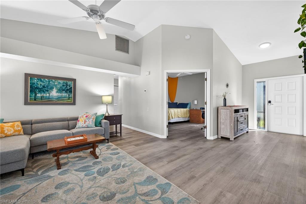 VILLAS FIVE - Residential