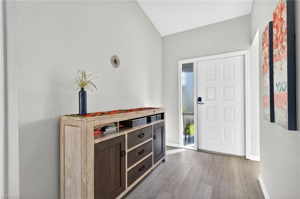 VILLAS FIVE - Residential