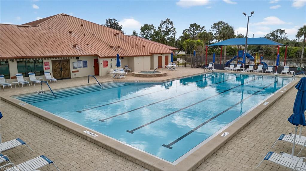 VILLAS FIVE - Residential