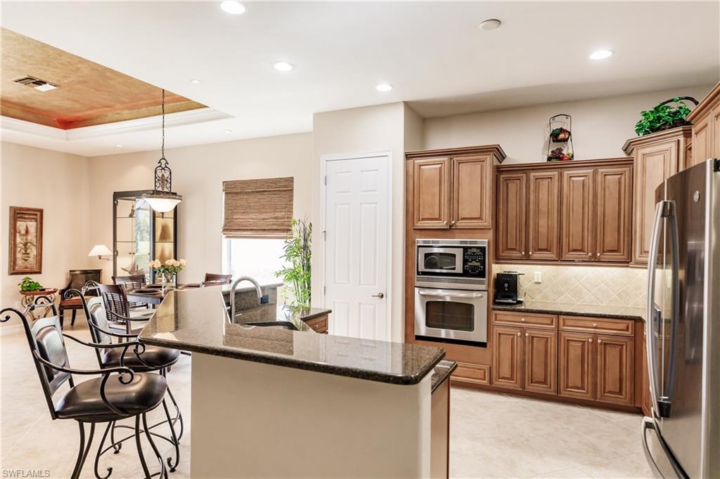 HERITAGE BAY - Residential