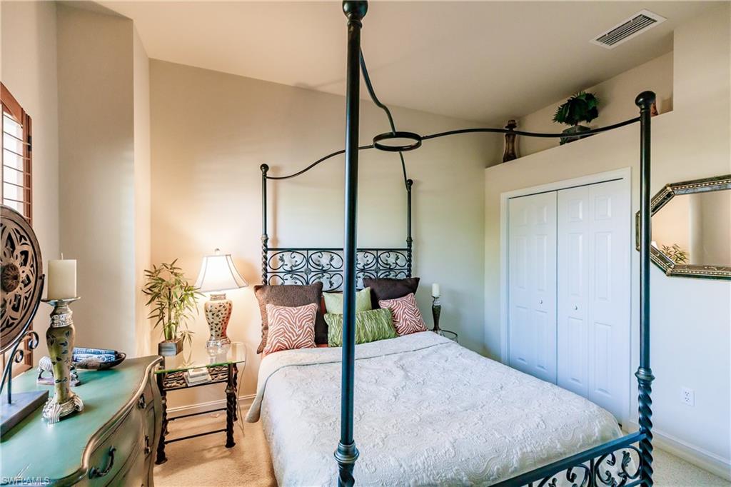 HERITAGE BAY - Residential