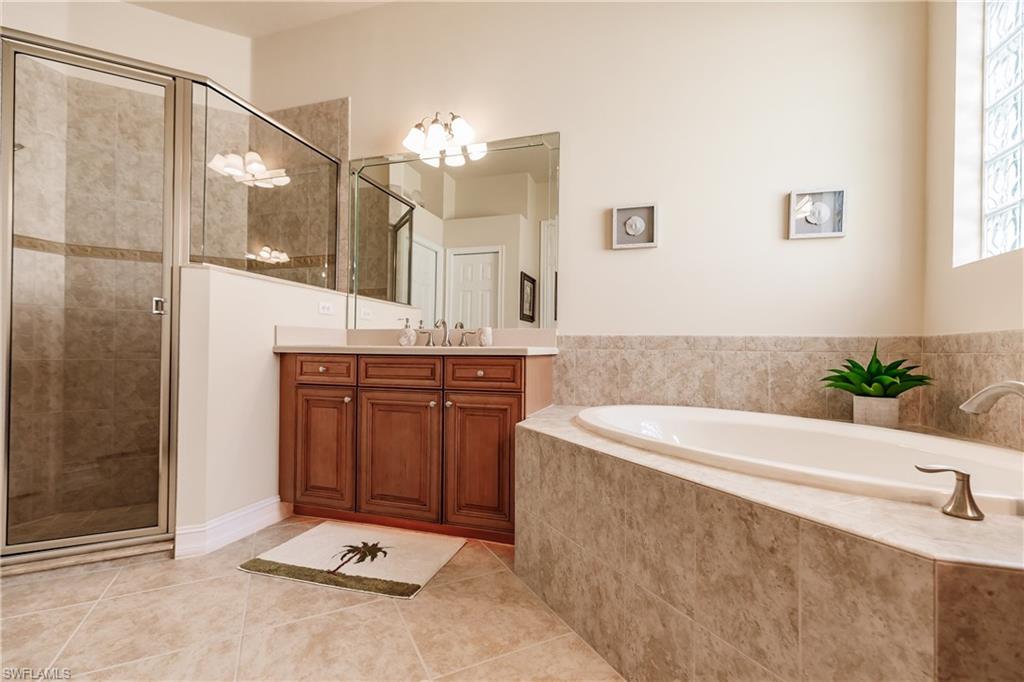 HERITAGE BAY - Residential