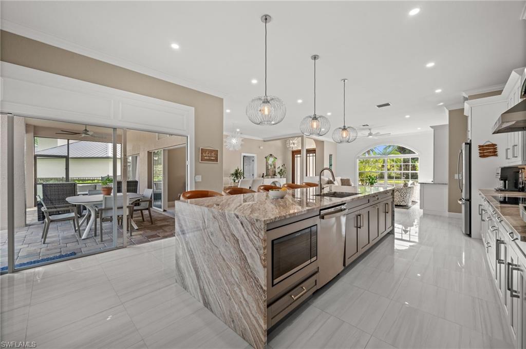 IMPERIAL GOLF ESTATES - Residential