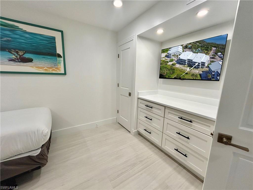 GULF BEACH VILLAS - Residential