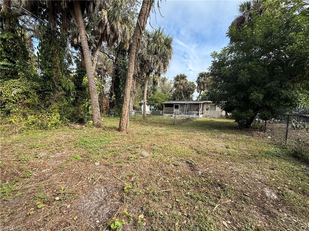 RUSSELL PARK - Residential