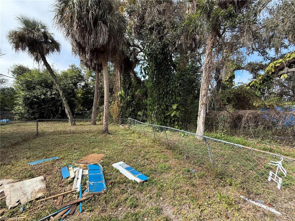 RUSSELL PARK - Residential