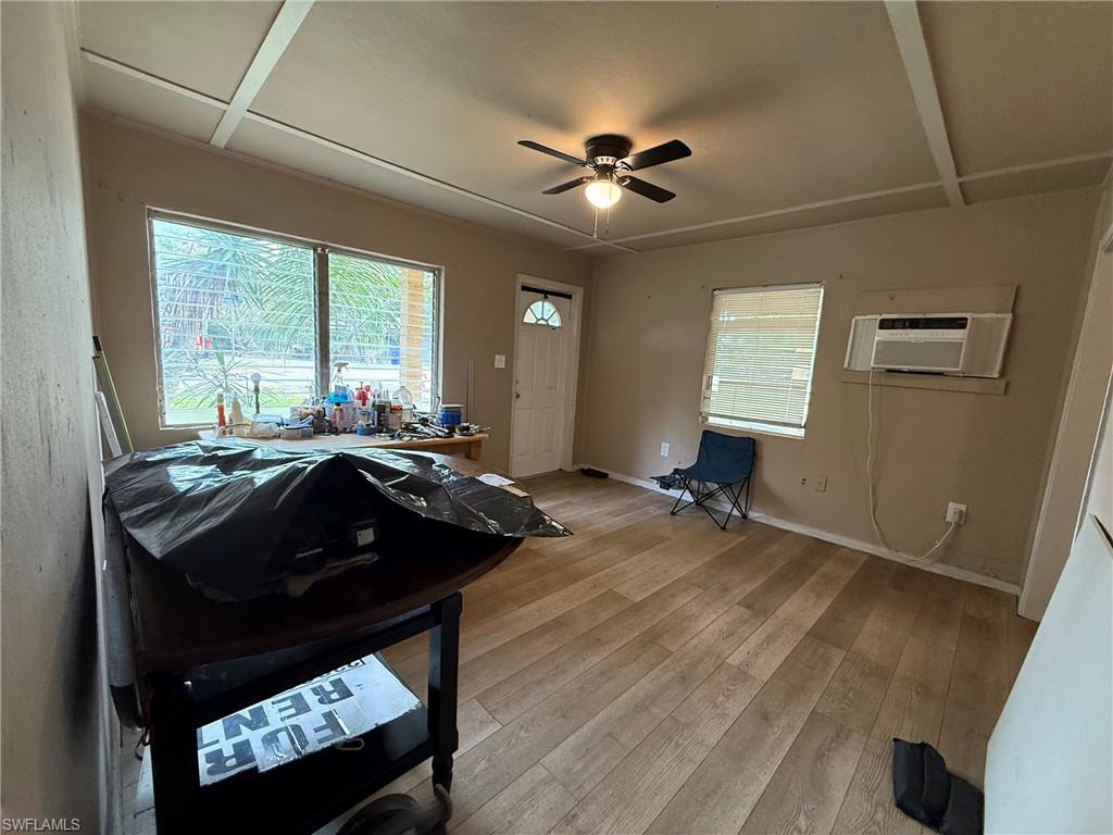 RUSSELL PARK - Residential