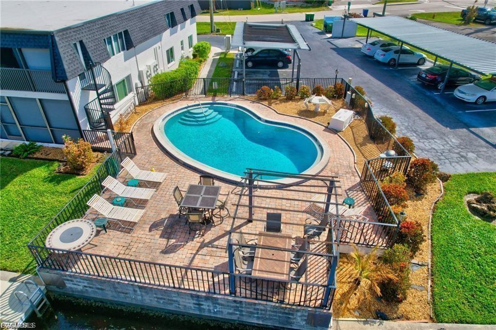 VERSAILLES CONDO - Residential