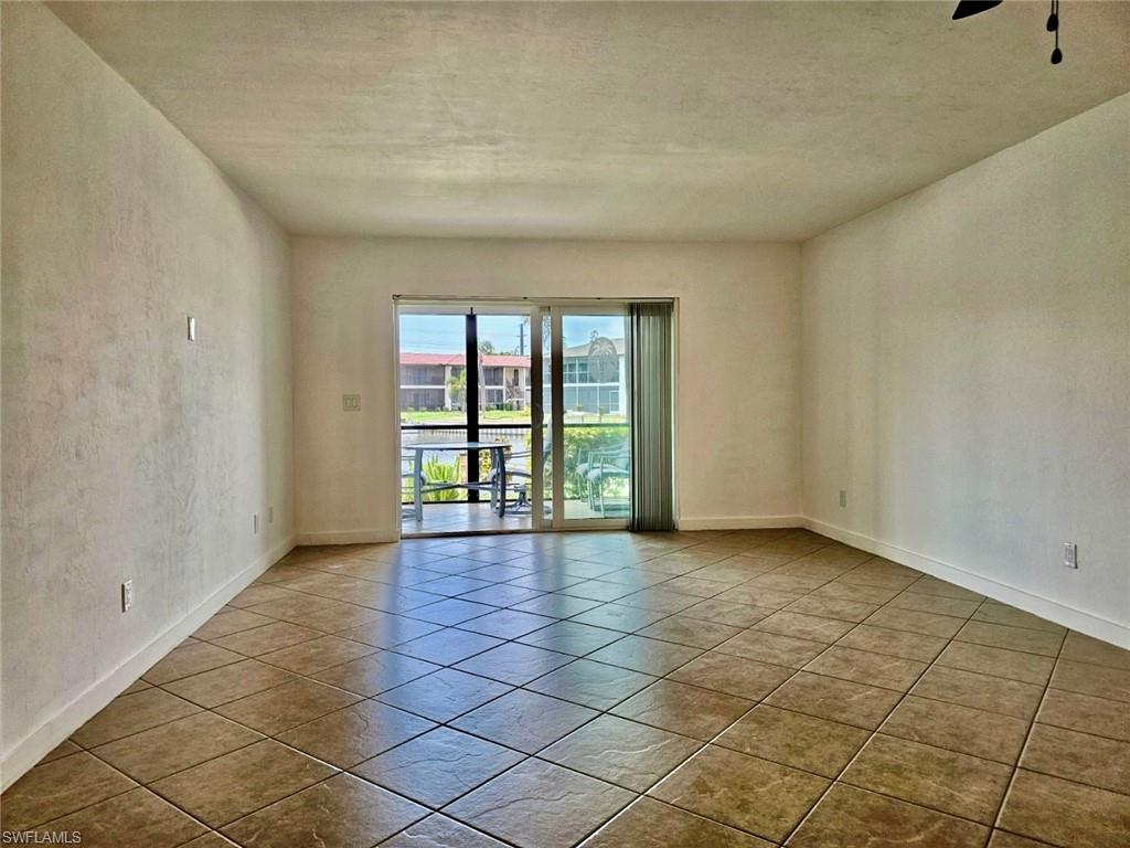 VERSAILLES CONDO - Residential