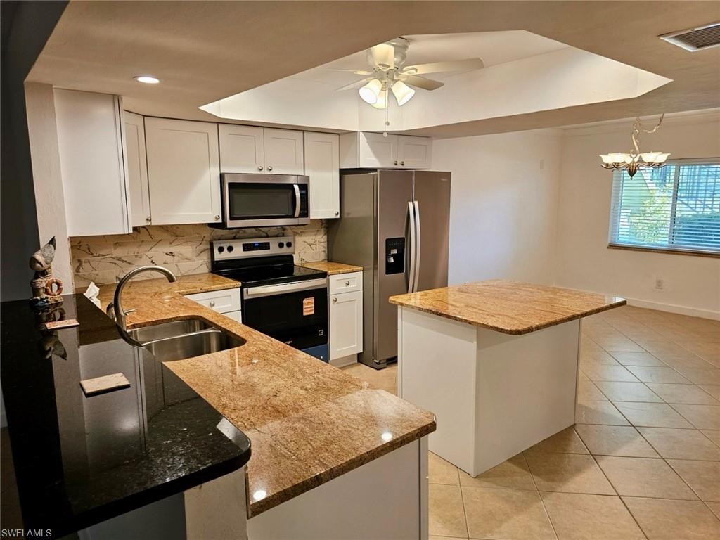 VERSAILLES CONDO - Residential