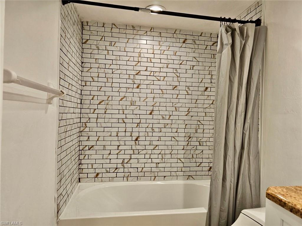 VERSAILLES CONDO - Residential